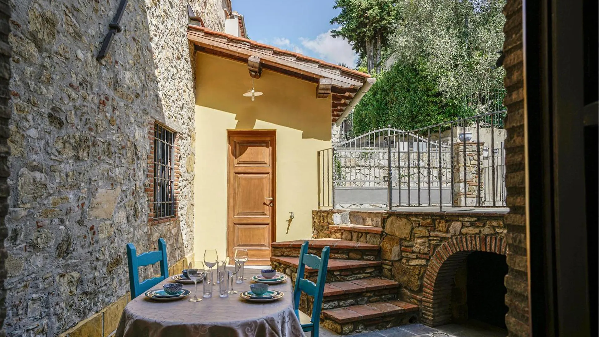 2 Bedroom Beautiful Home In Corsanico 0*, Corsanico-Bargecchia