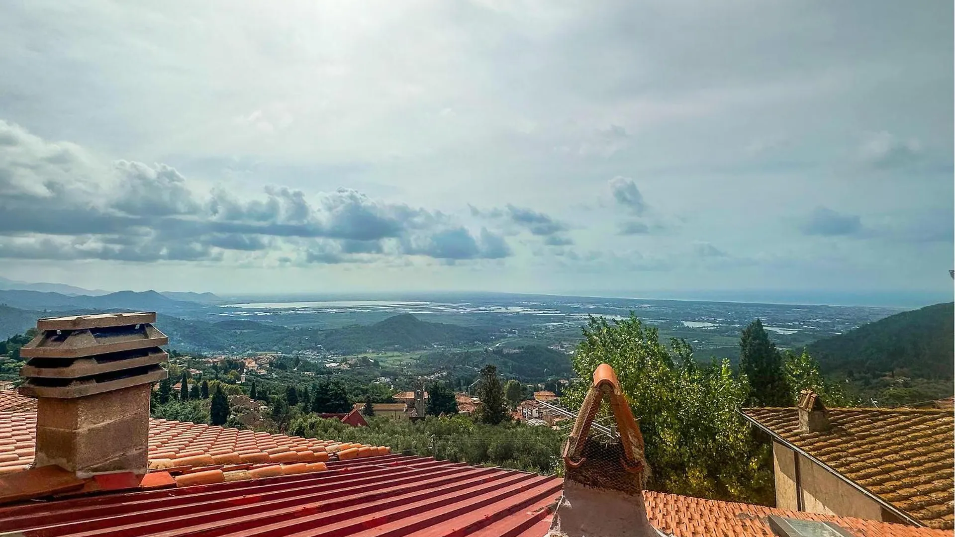 Holiday home 2 Bedroom Beautiful Home In Corsanico Italy