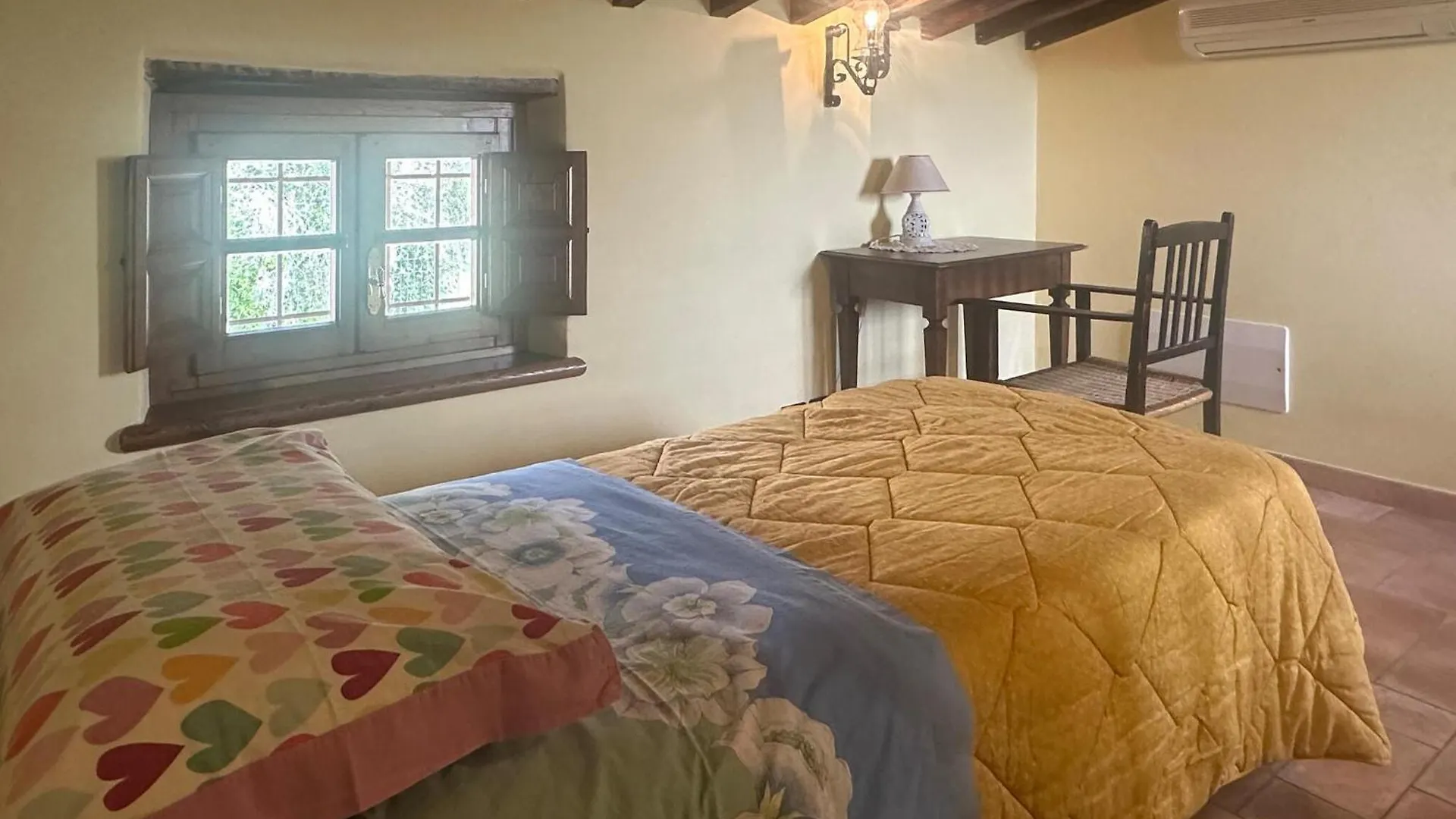 2 Bedroom Beautiful Home In Corsanico Italy